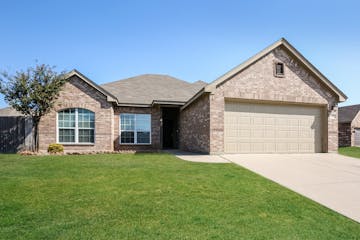 245 Kennedy Ct Crowley, TX 76036